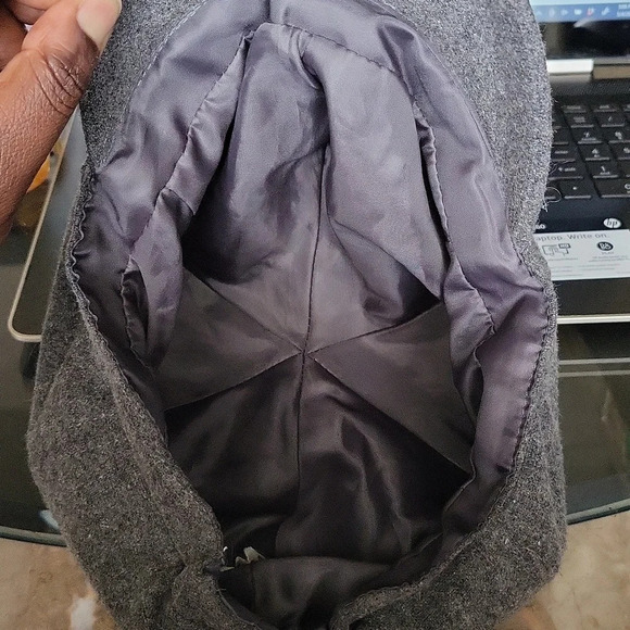 Women's Grey Cabbie Hat - Picture 7 of 7
